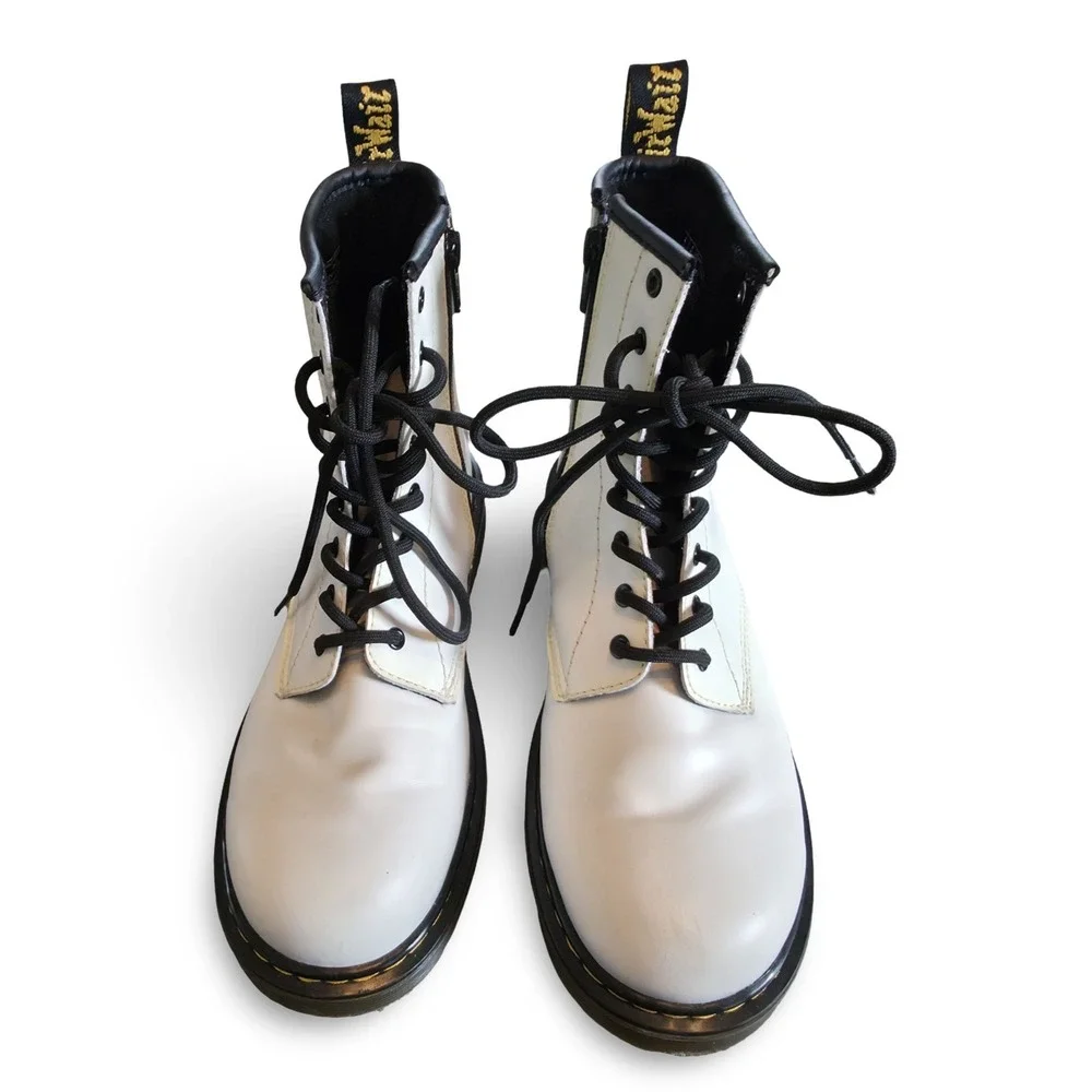 Dr. Martens 1460 Y White Leather Boots Youth Size 5 Women 6 Side Zip‎ Combat Doc